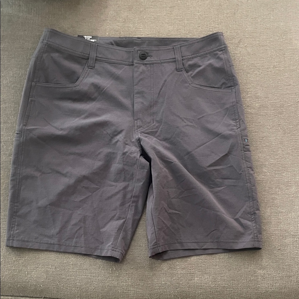 Kuhl Upriser Short 10" in Koal Inseam NWT